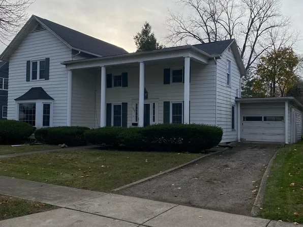 325 Pearl St, Caro, MI 48723