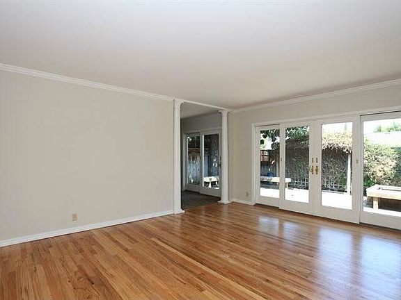 3rd image of 1485 Patio Dr