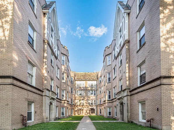 6319 N Artesian Ave APT 3W, Chicago, IL 60659
