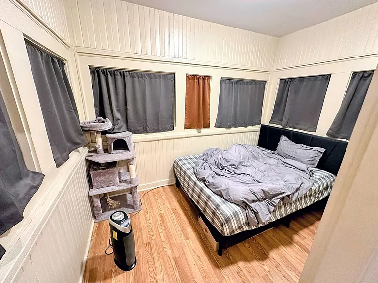 155 Spruce St #1 — Photo 10
