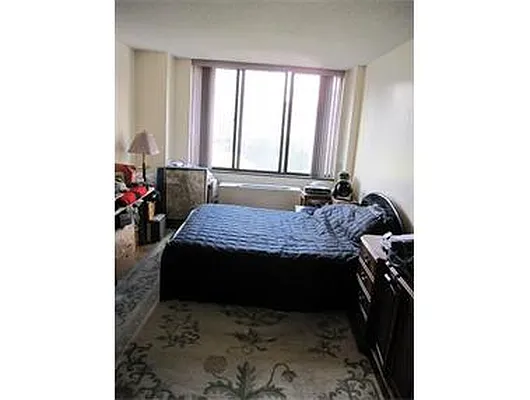 Sold by Newell and Assoc. | media 16