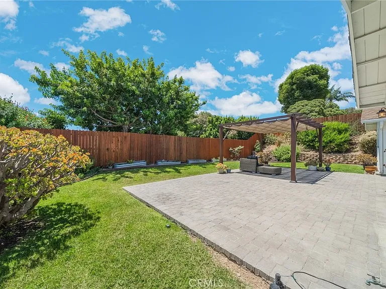 25262 Brigantine Dr — Photo 29