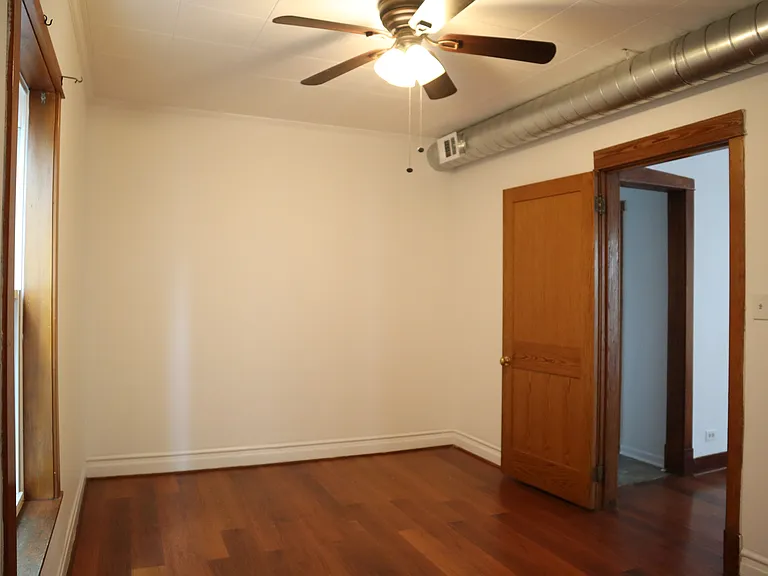 3071 N Avers Ave #1 — Photo 12
