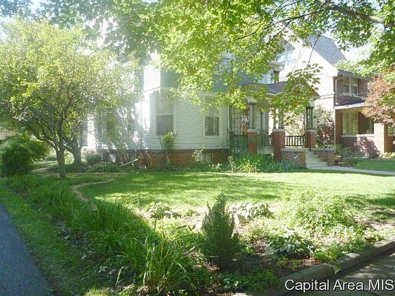 2nd image of 984 N Cherry St