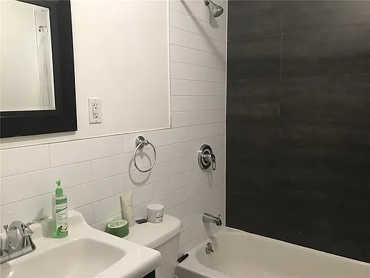 Rented by Modlin Group | media 20