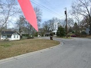 109 Morris Ln, Oak Ridge, TN 37830