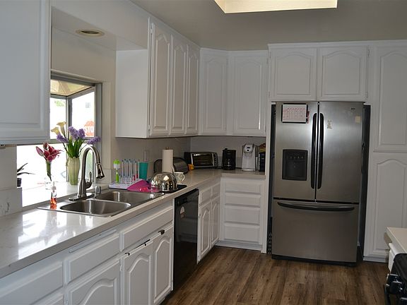5th image of 3565 Ediwhar Ave