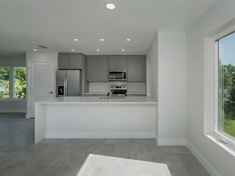 310 Hibiscus St #B — Photo 20
