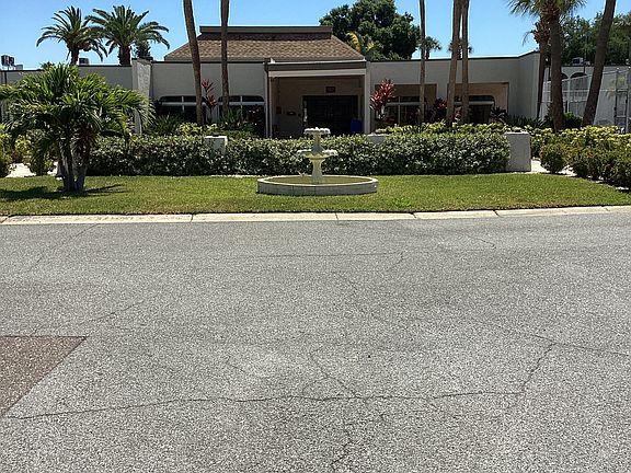 2nd image of 7701 Starkey Rd APT 110