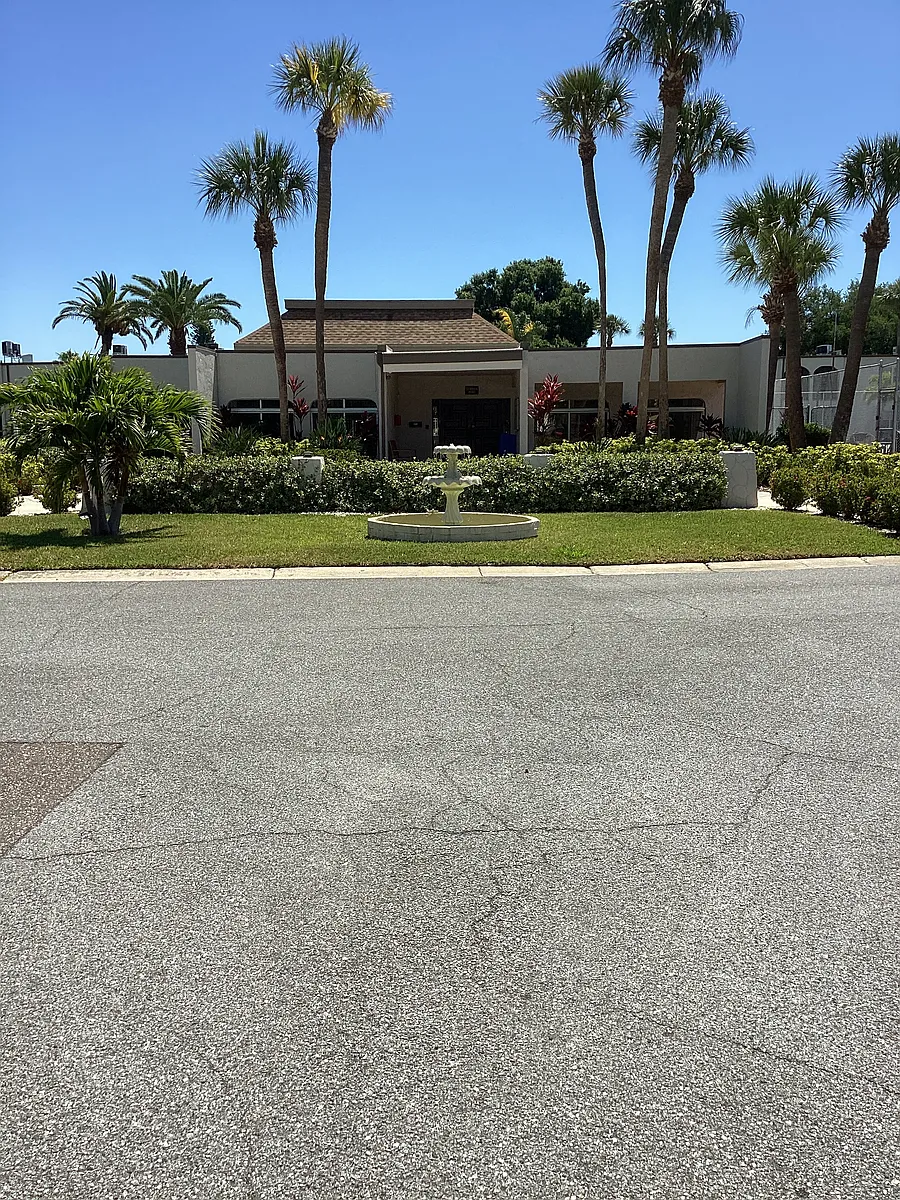 Building Photo - 7701 Starkey Rd #110
