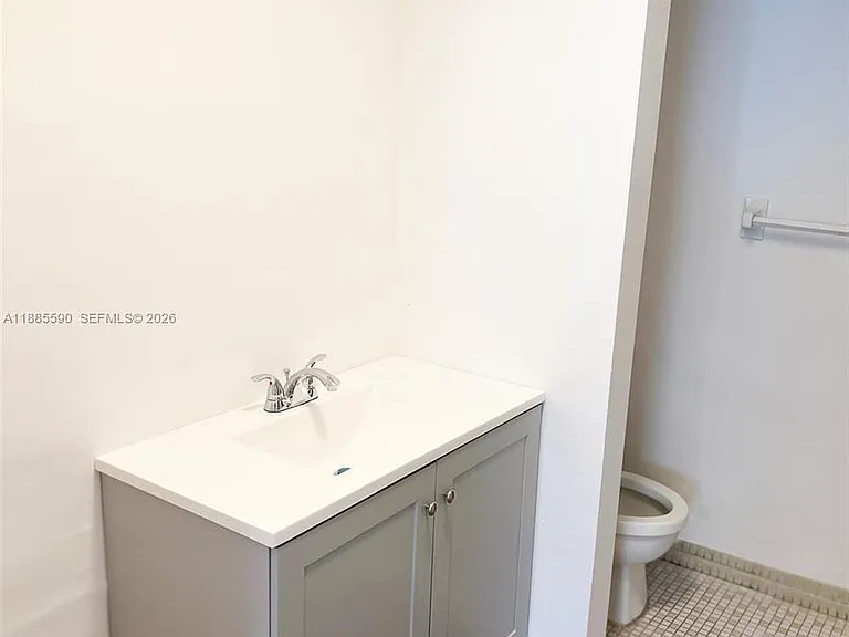 1701 NW 46th Ave #109 — Photo 9