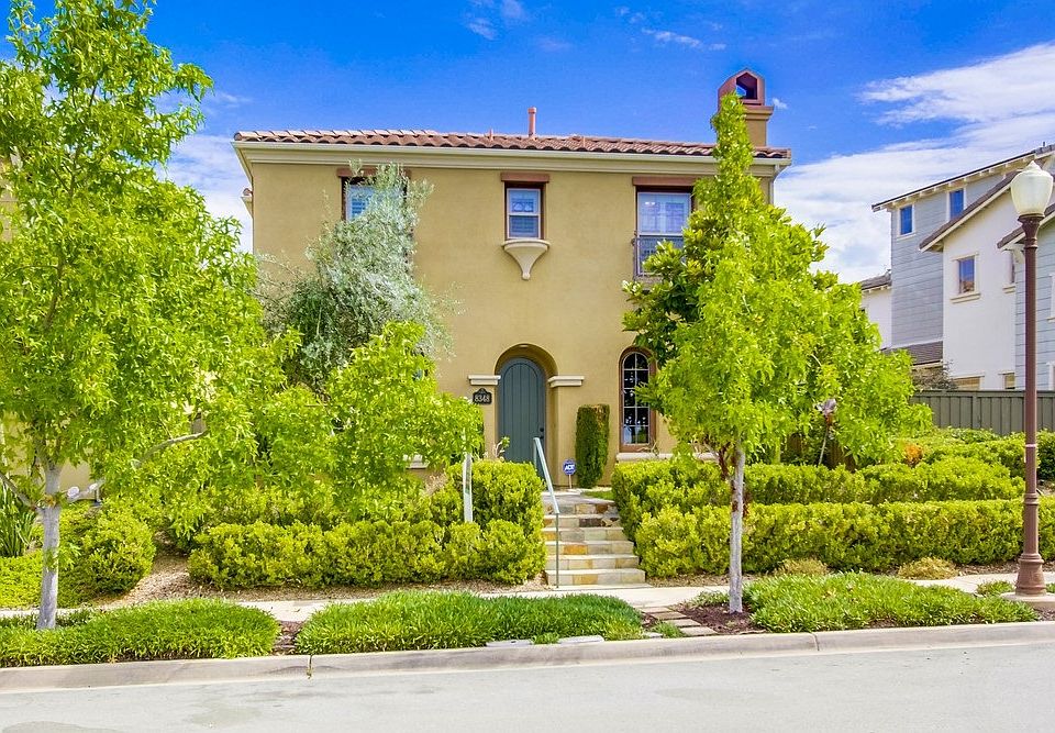 1st image of 8348 Kern Cres