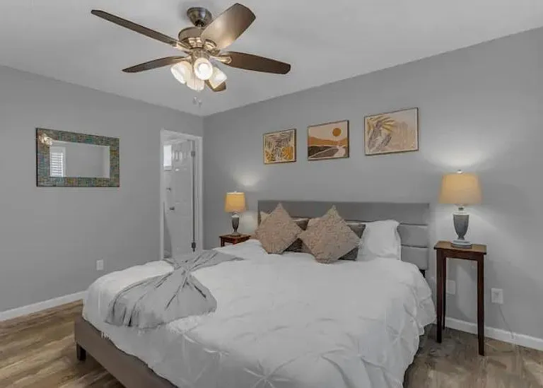 1209 E Campus Dr — Photo 8