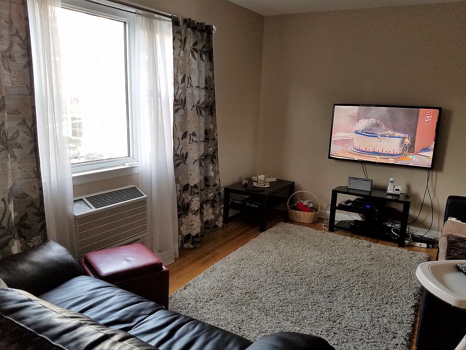 1st image of 3216 35th Ave #2F