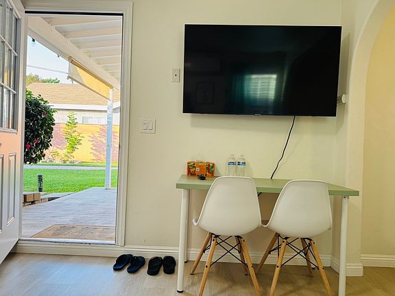 2nd image of 3653 Chariette Ave #B