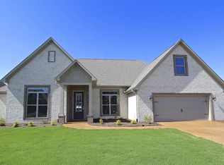 15 Nathan Dr, Jackson, TN 38305