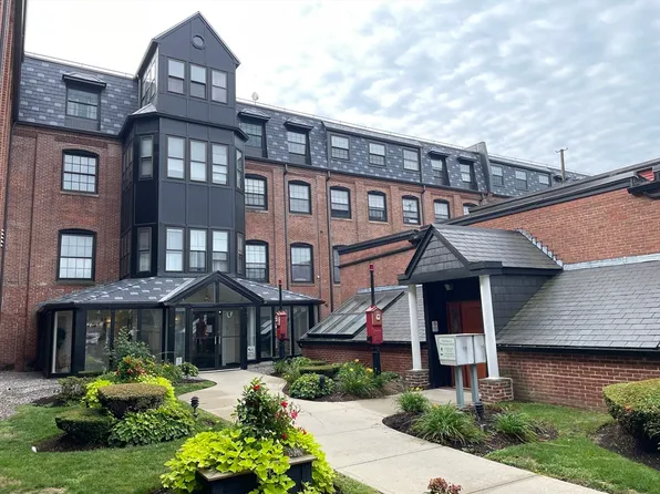 21 Linden St APT 304, Quincy, MA 02170