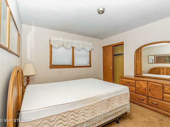 5th image of 8908 W 147th St