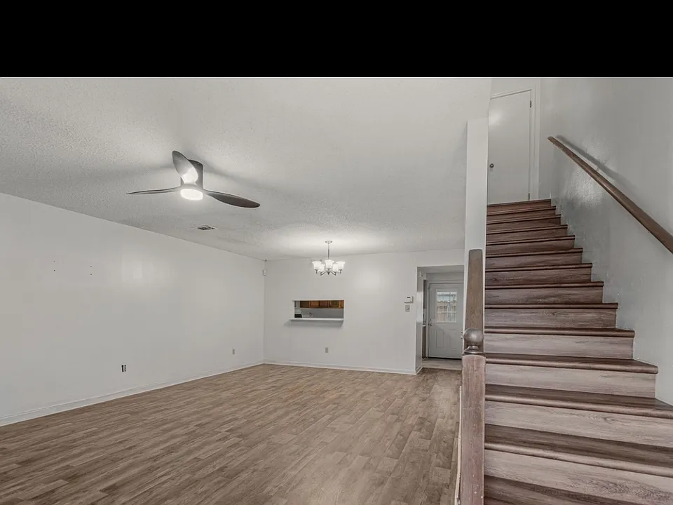 155 Marilyn Dr #42D