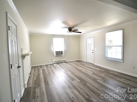 4th image of 220 Odell Dr NW