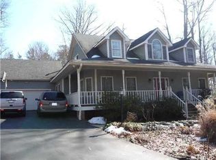 2114 Old Forest Dr, Hillsborough, NC 27278