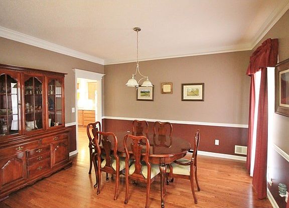 5th image of 106 Riverbrook Dr