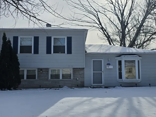 22441 Yates Ave, Sauk Village, IL 60411