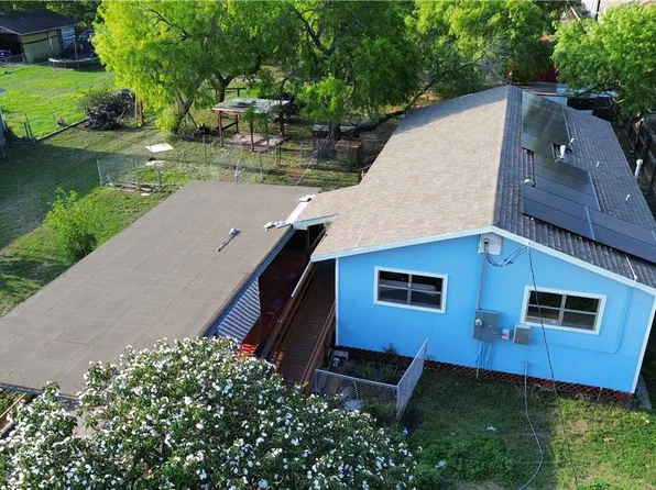 227 1/2 W Corral Ave, Kingsville, TX 78363