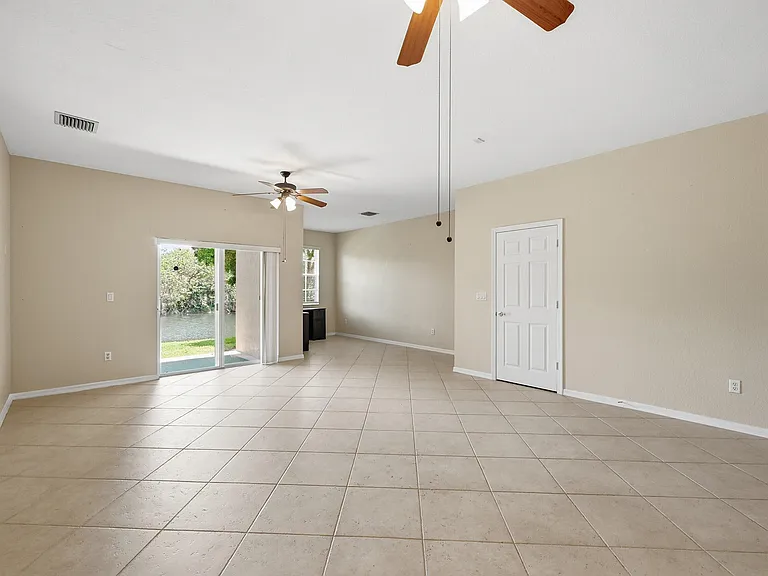 9056 Plymouth Pl — Photo 5