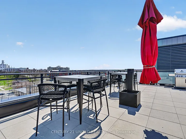 475 George St N #416 — Photo 8