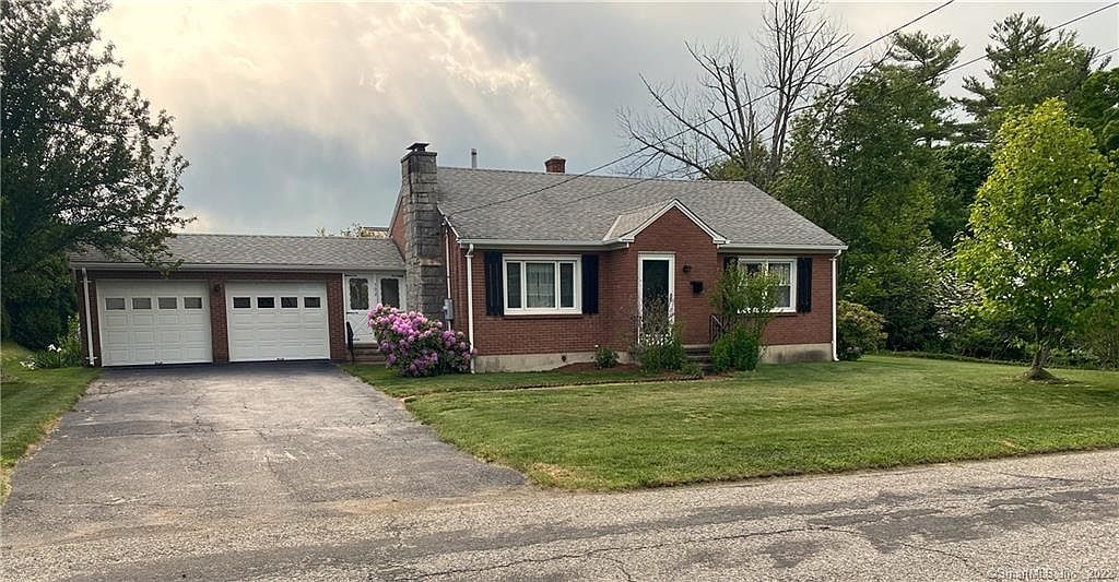 302 Pineridge Rd, Torrington, CT 06790 Zillow