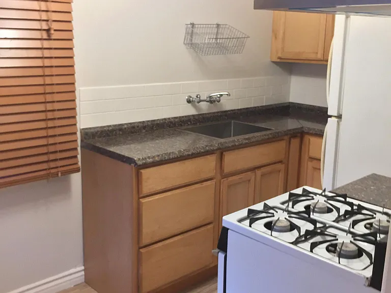 52 N Allen Ave #1 — Photo 2