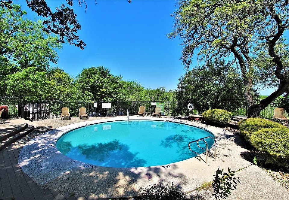 Take a dip in the pool! 1 of 3