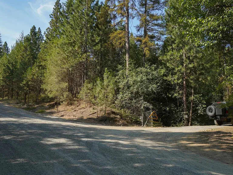 Washington Gulch Rd — Photo 48
