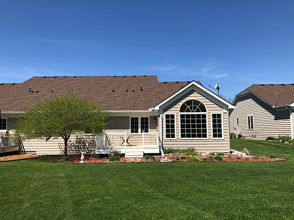 3rd image of 8980 Deer Run Dr