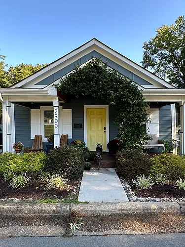 2900 Woods Pl Photo 1