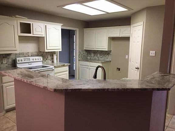 5th image of 1101 Westminster Dr