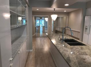 5767 Som Center Rd #14, Solon, OH 44139