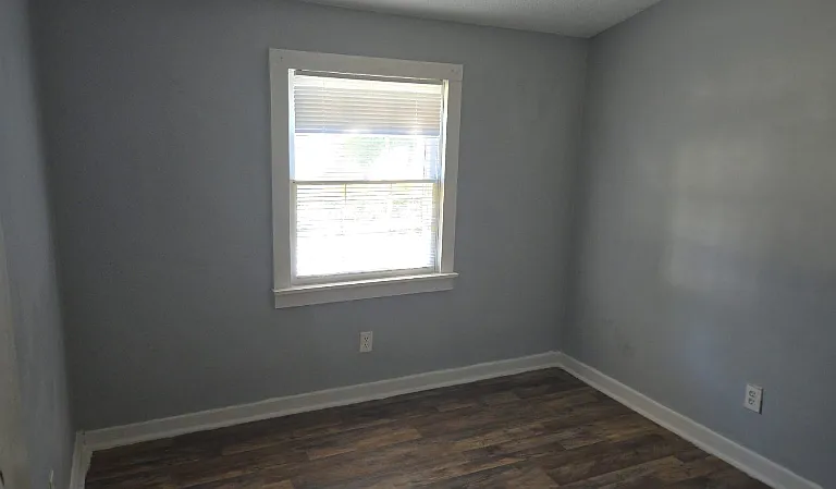 122 Hillside Dr — Photo 6