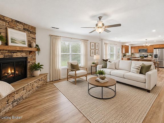 4th image of 301 Copper Creek Dr