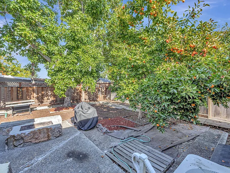 274 Walker Dr — Photo 17