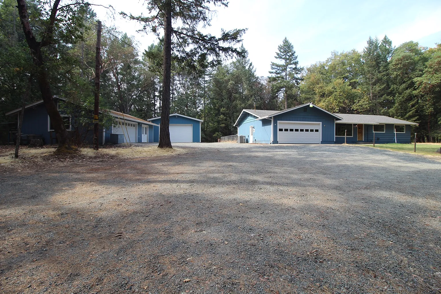 3450 Amber Ln photo 1