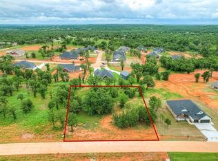 3000 Deer Run Trl #18, Guthrie, OK 73044