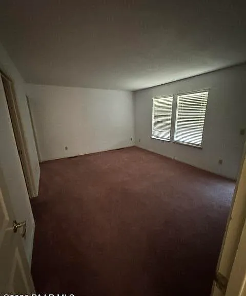 250 Anderson Rd — Photo 10
