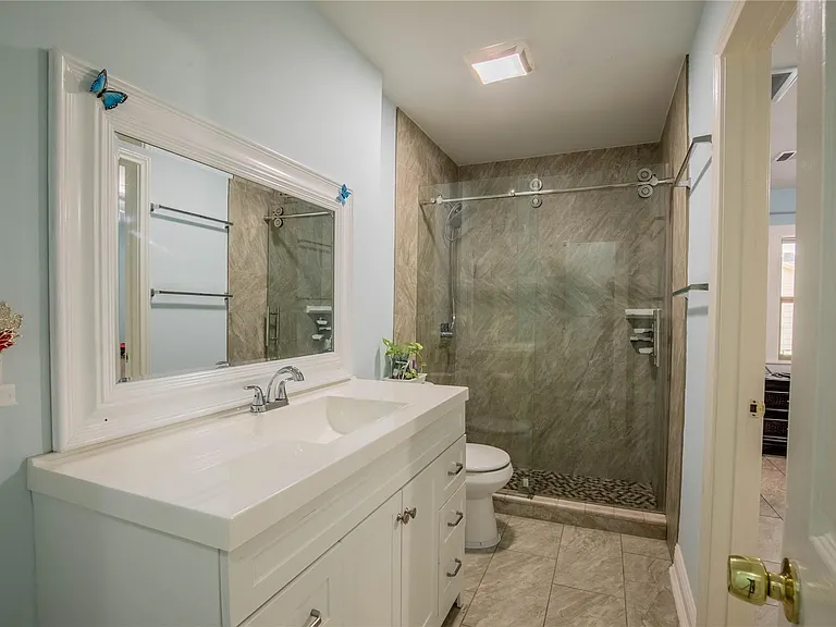 5611 Long Creek Ln — Photo 11