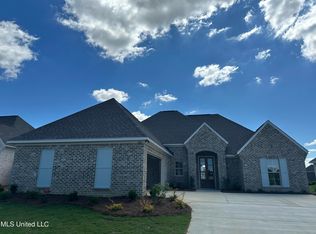 460 Aurora Cir, Canton, MS 39046