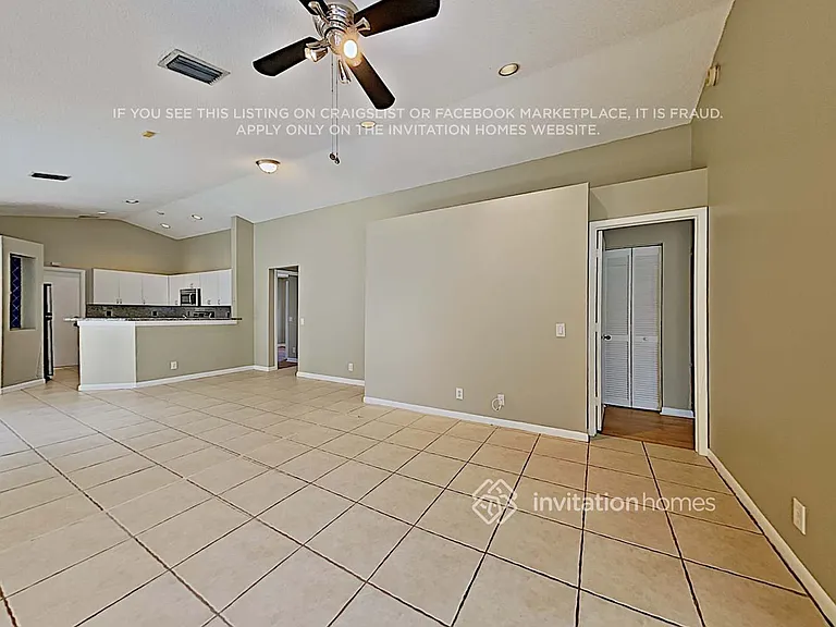1380 Presidio Dr — Photo 6