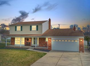 17764 Levan Rd, Livonia, MI 48152