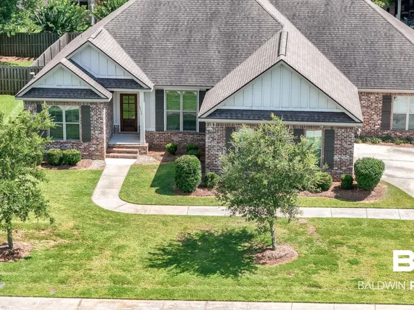 380 Scarlett Ave, Fairhope, AL 36532