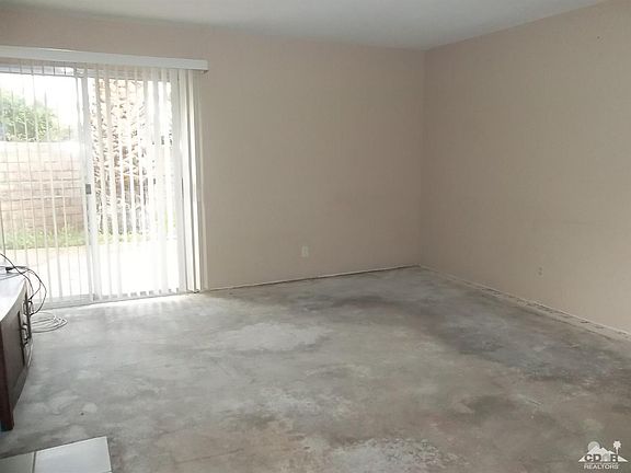 5th image of 3055 Sunflower Cir E